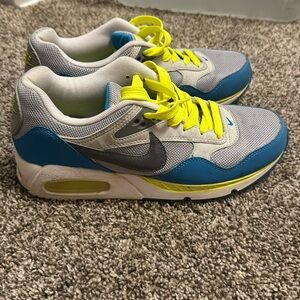 Nike air Max Correlate Size 8.5
